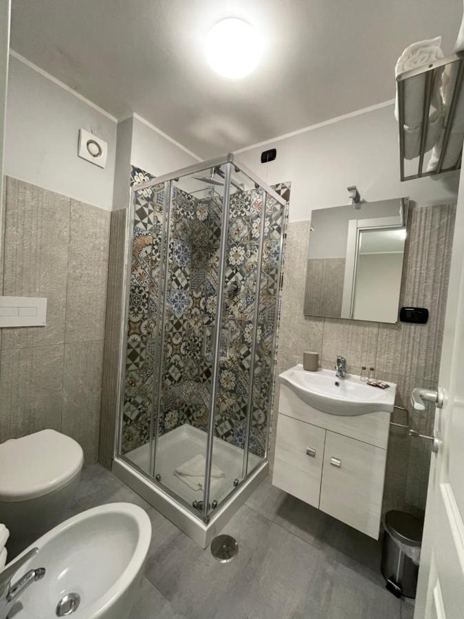 Aldiva Rooms Torvaianica Eksteriør billede